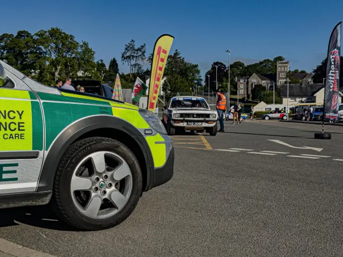 AMBULANCE EVENT FIRST AID 